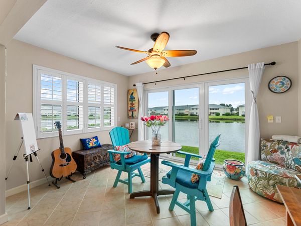 625 W Lake Jasmine Circle, Unit 108, Vero Beach, FL 32962