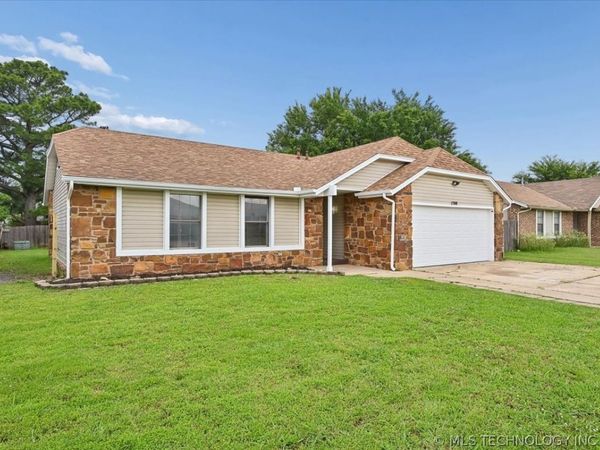 1708 N Aster Avenue , Broken Arrow, OK 74012