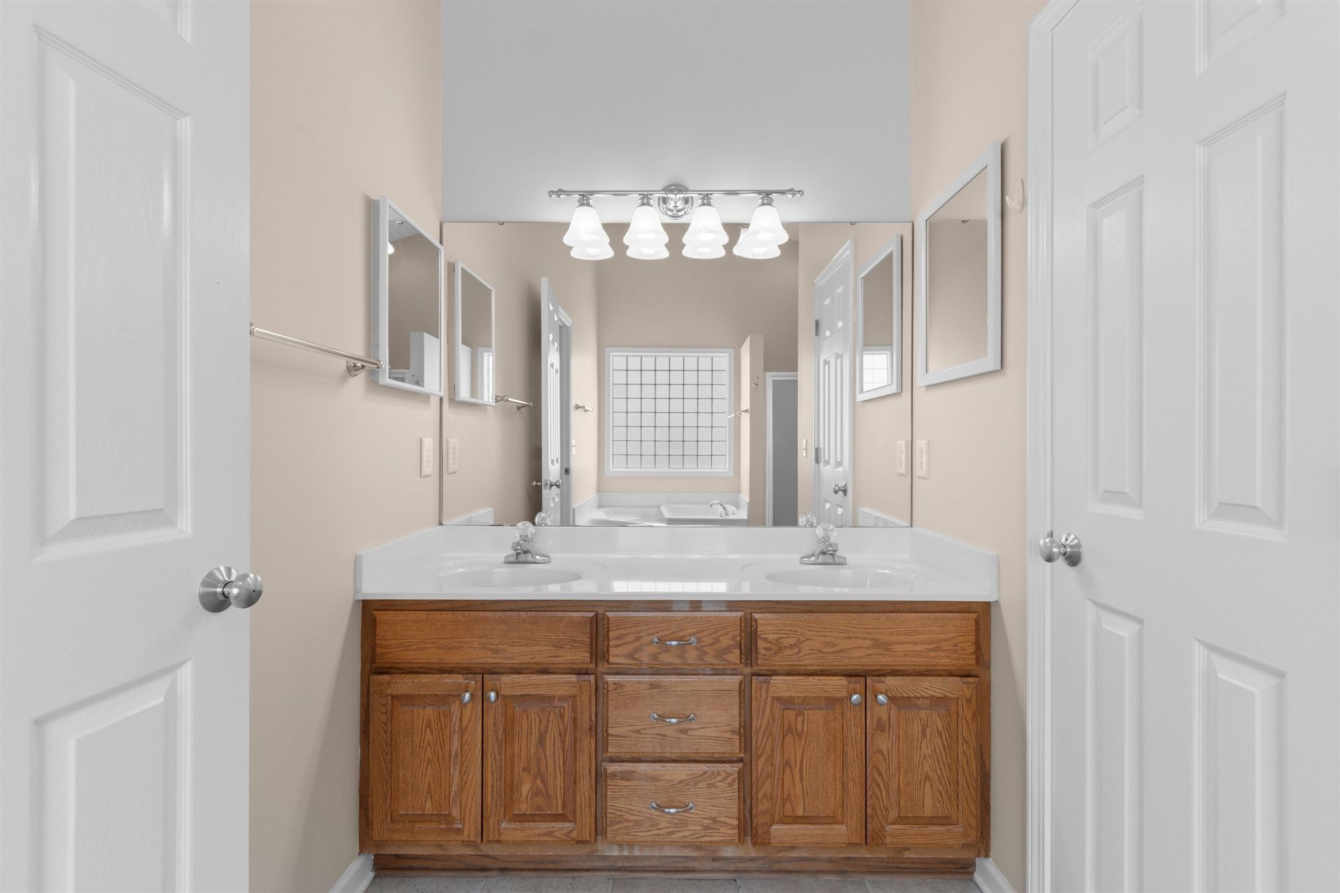 4154 Steeple Chase Dr.  Photo 22