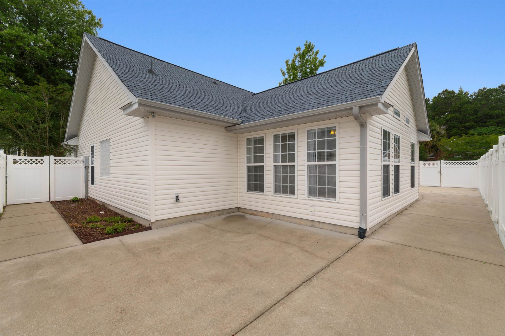 4154 Steeple Chase Dr.  Photo 32