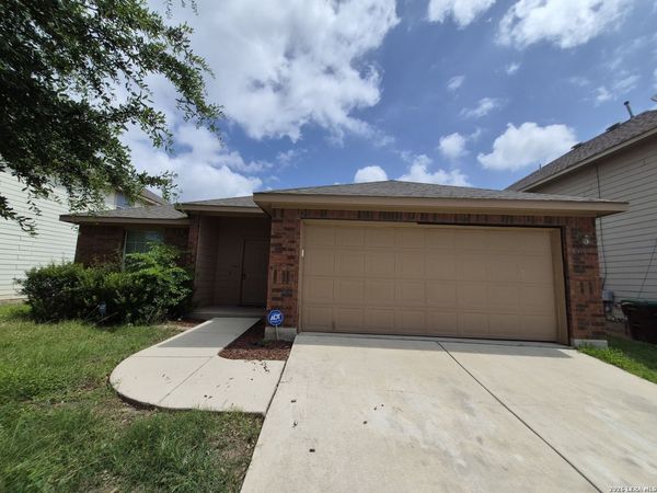 8915 Audubon Park, Converse, TX 78109