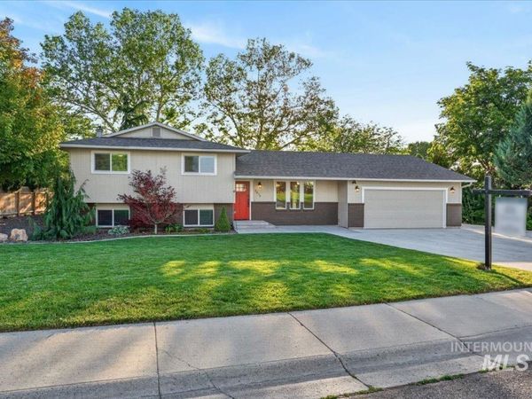 2879 S. Chieftain Way, Boise, ID 83709