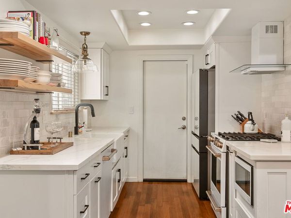 2219 Voorhees Avenue, Unit 2, Redondo Beach, CA 90278