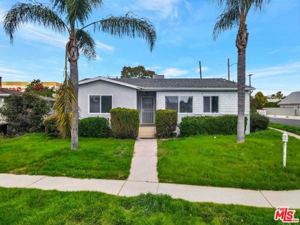12801 Friar Street, North Hollywood, CA 91606