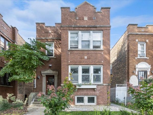 6724 N Campbell Avenue , Unit 2, Chicago, IL 60645