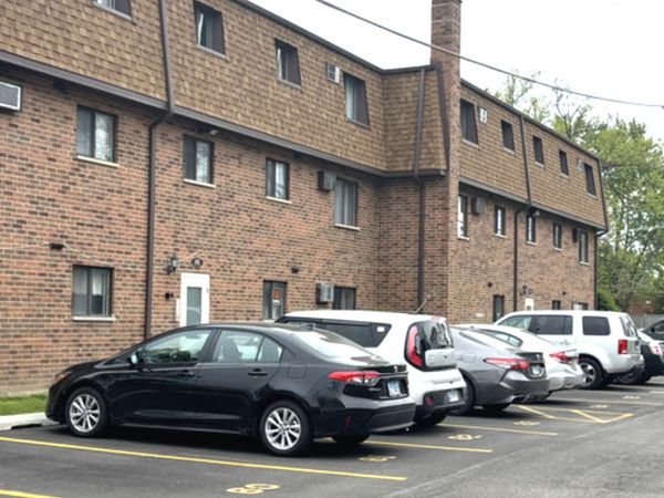 495 McHENRY Road , Unit 1B, Wheeling, IL 60090