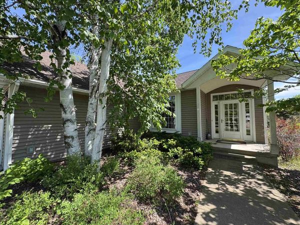 451 OAKVIEW MEADOW STREET, Amherst, WI 54406