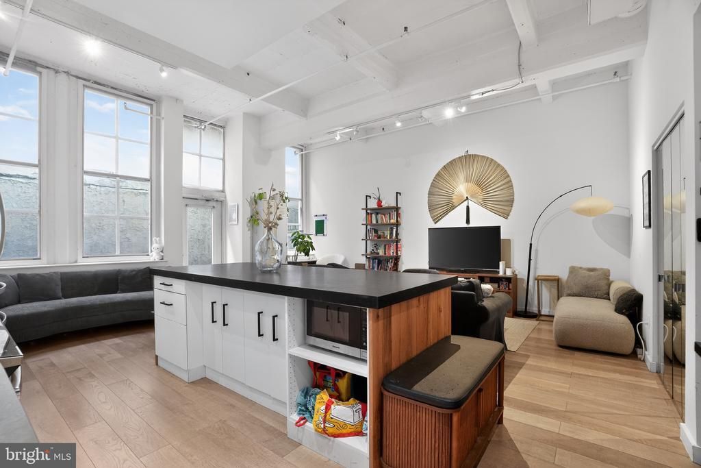 1238 Callowhill Street, Unit 102, Philadelphia, PA 19123 Main Photo