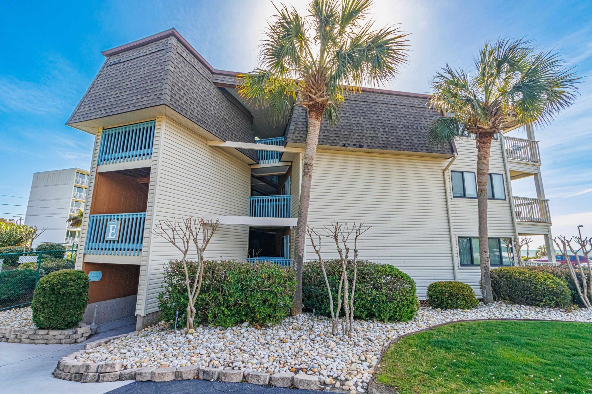 5601 N Ocean Blvd.  Photo 32