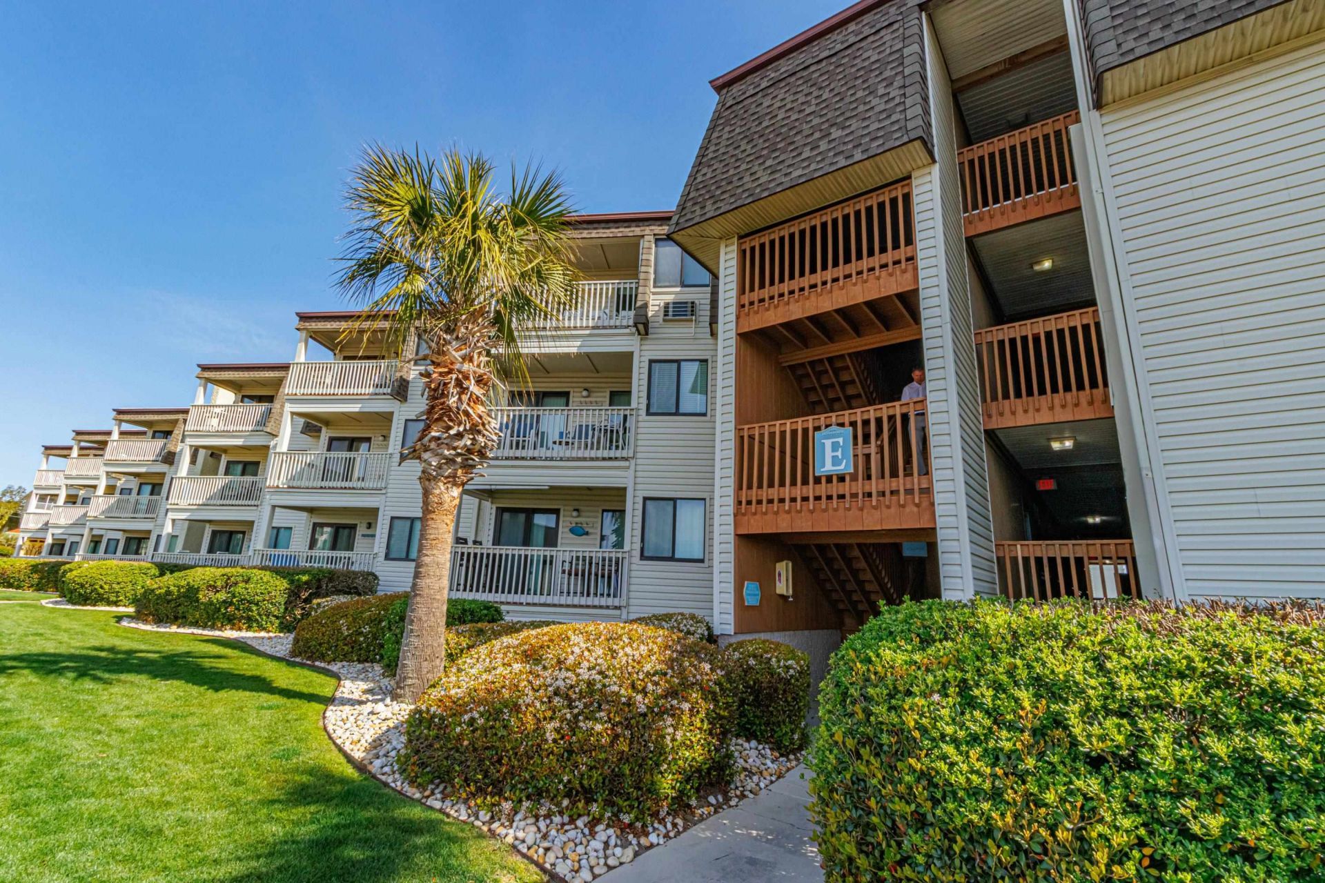 5601 N Ocean Blvd.  Photo 40