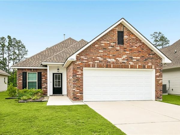 11241 CLOVER KNOLL Drive , Covington, LA 70433