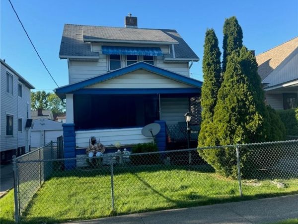 10913 Greenwich Avenue , Cleveland, OH 44105