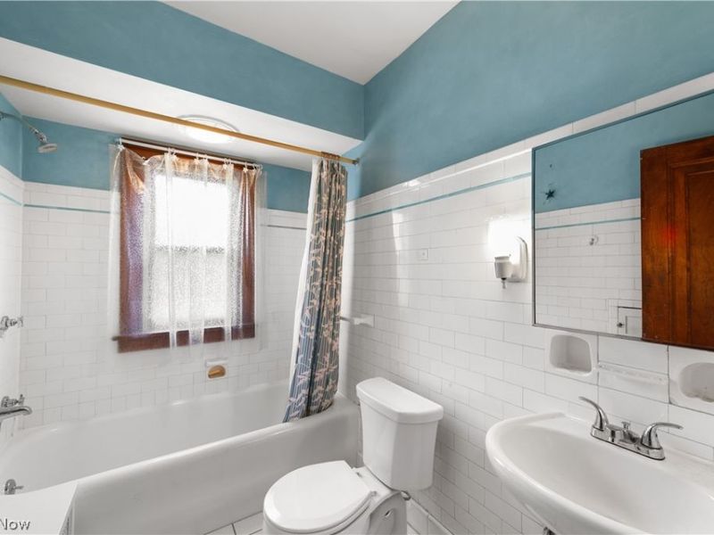 2476 Eaton Road, University Heights, OH 44118 Photo 21