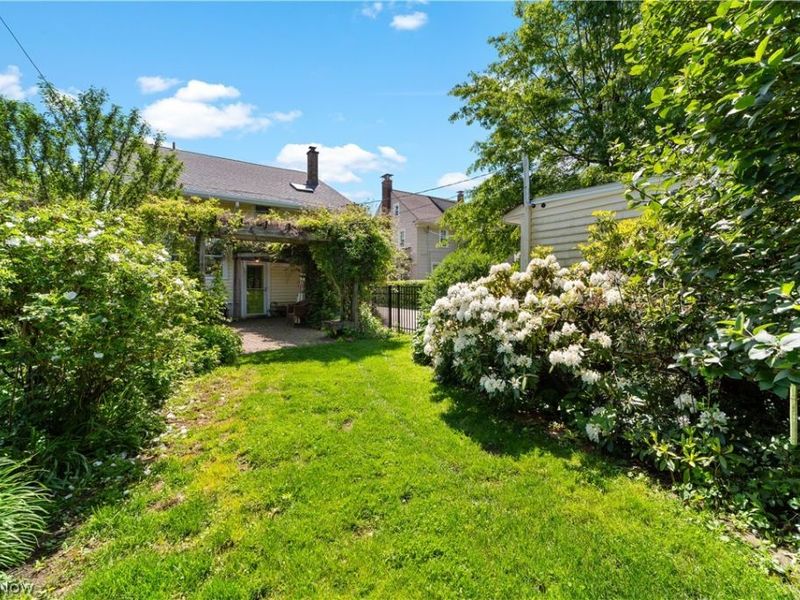 2476 Eaton Road, University Heights, OH 44118 Photo 38