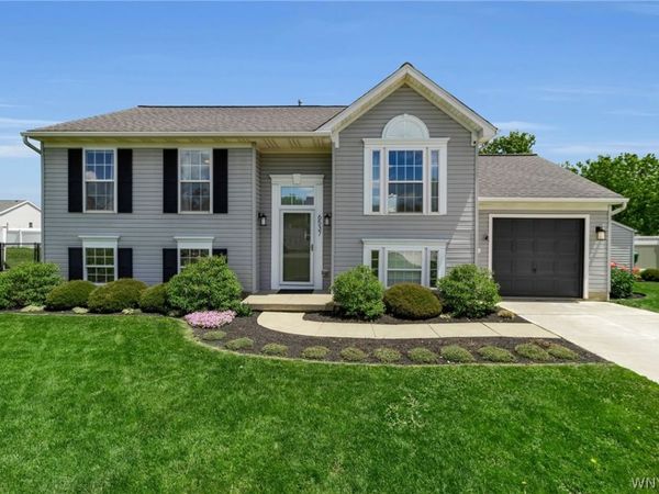 6537 Matthew Drive, Lockport, NY 14094