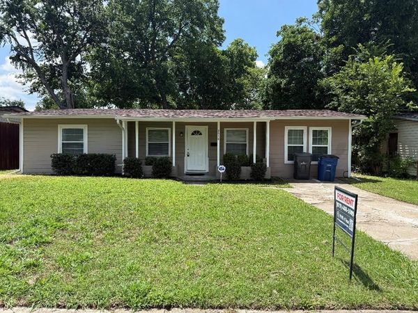 2518 Winthrop Drive, Dallas, TX 75228