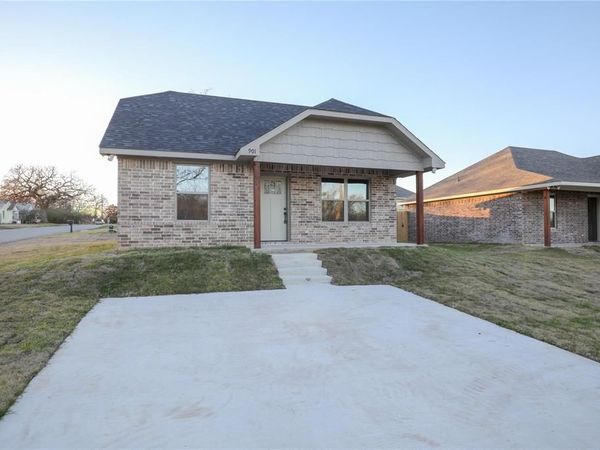 901 N Barrett Avenue, Denison, TX 75020