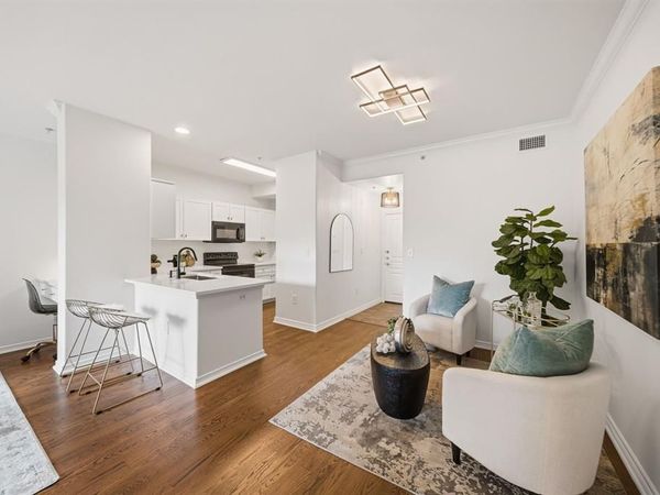 330 Las Colinas Boulevard E, Unit 130, Irving, TX 75039