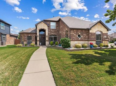 9600 Makiposa Lane, Fort Worth, TX 76177