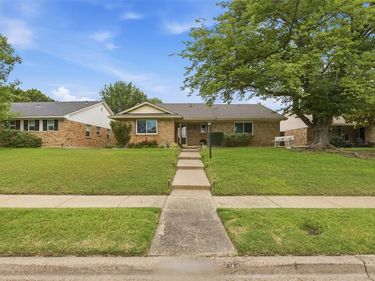 9115 Westglen Drive, Dallas, TX 75228