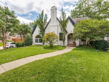 5946 Mercedes Avenue, Dallas, TX 75206