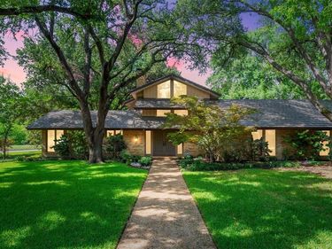 3909 Courtshire Drive, Dallas, TX 75229
