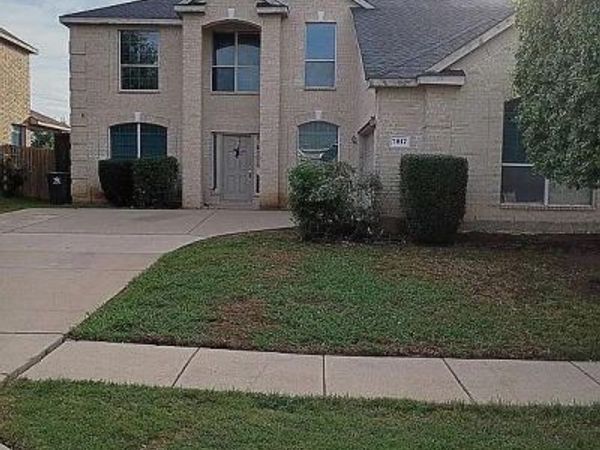 7817 Longbow Lane , Arlington, TX 76002