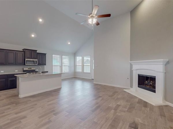 821 Falcon Road, Argyle, TX 76226