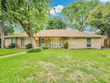 930 Glen Oaks Boulevard, Dallas, TX 75232