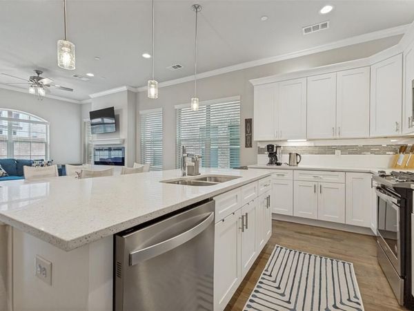 2921 Lindale Drive, Carrollton, TX 75010