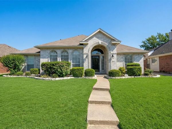 2802 Pecan Meadow Drive, Garland, TX 75040