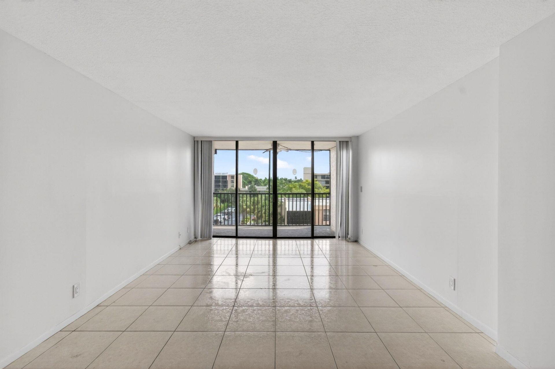 12 Royal Palm Way, Unit 501, Boca Raton, FL 33432 Photo