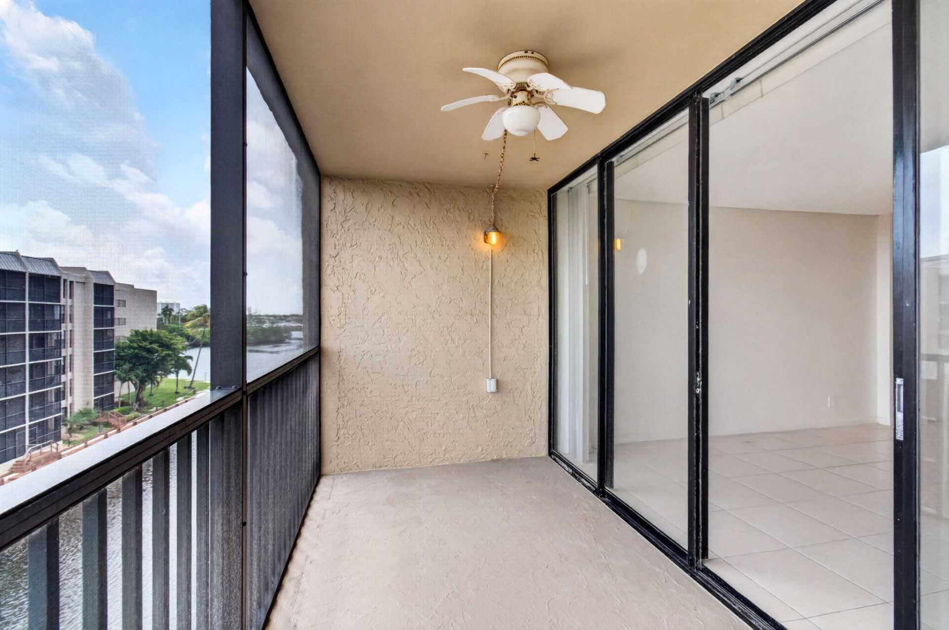 12 Royal Palm Way, Unit 501, Boca Raton, FL 33432 Photo