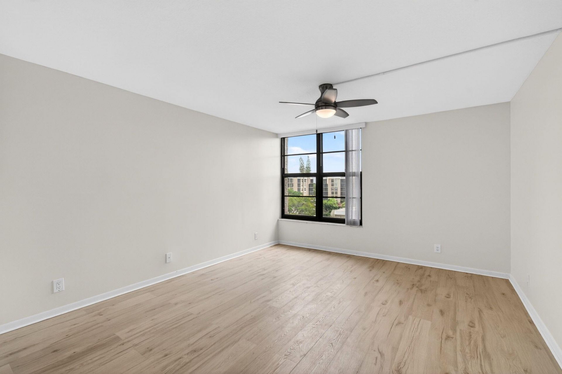 12 Royal Palm Way, Unit 501, Boca Raton, FL 33432 Photo
