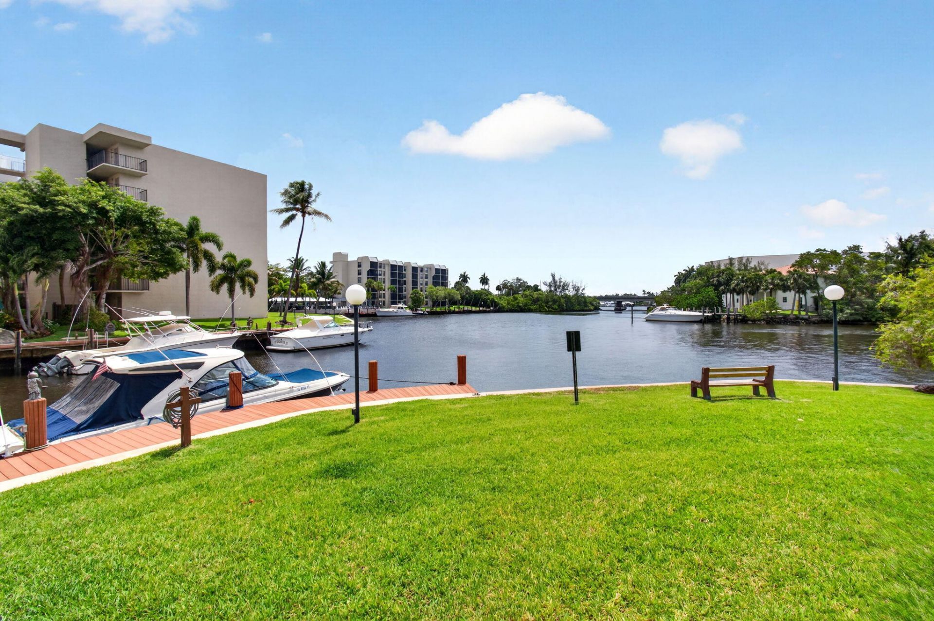 12 Royal Palm Way, Unit 501, Boca Raton, FL 33432 Photo