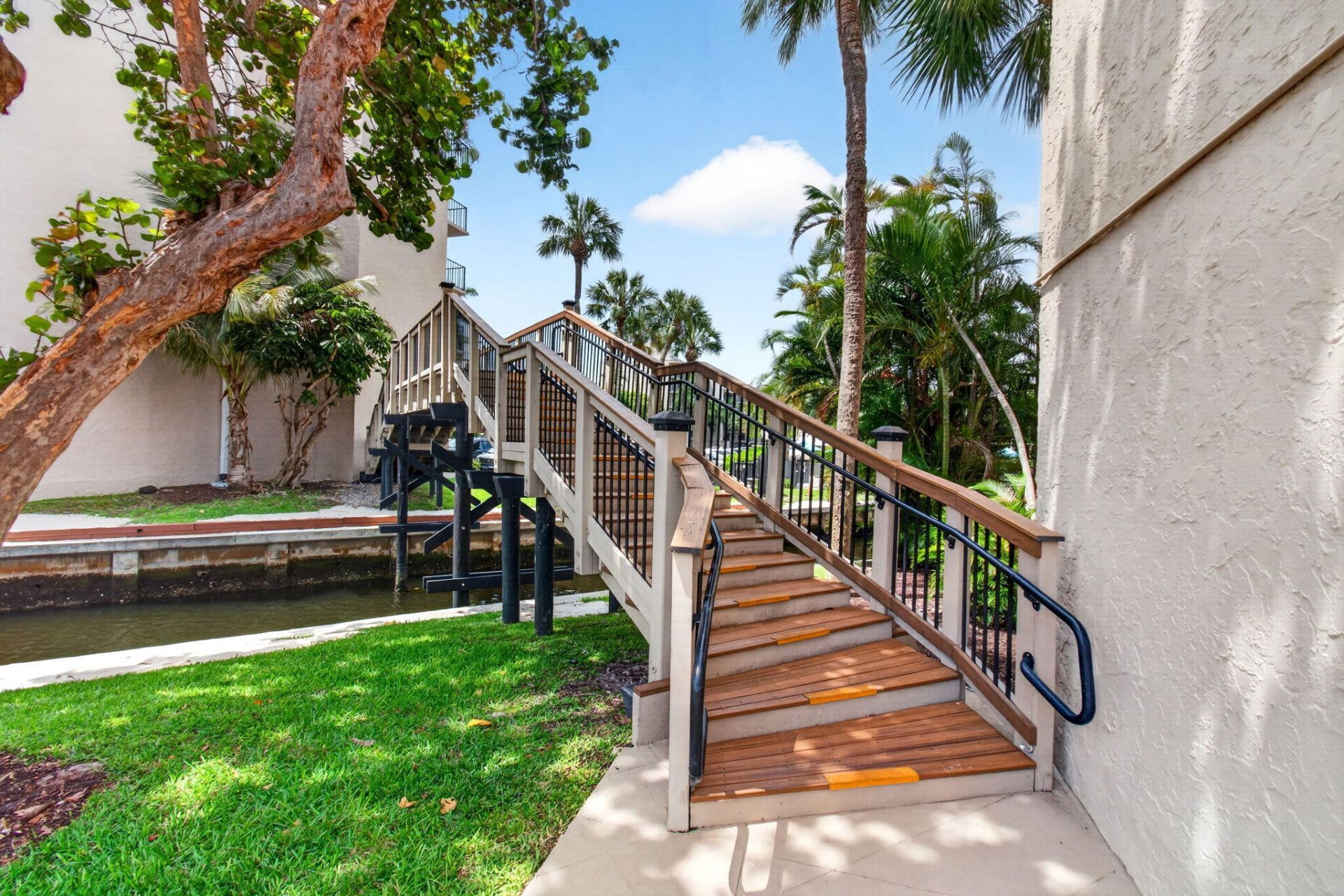 12 Royal Palm Way, Unit 501, Boca Raton, FL 33432 Photo