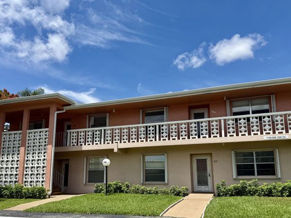 1740 NW 19th Terrace, Unit Apt 201, Delray Beach, FL 33445