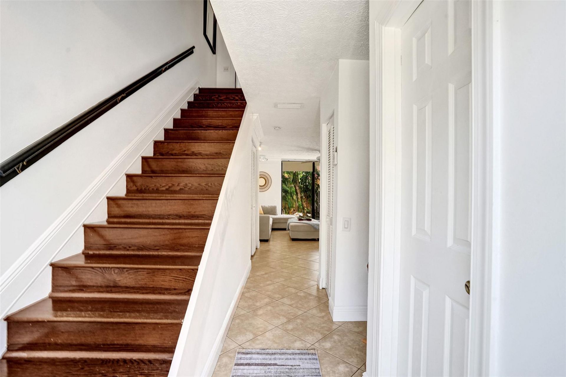 1415 Miami Road, Unit B, Fort Lauderdale, FL 33316 Photo