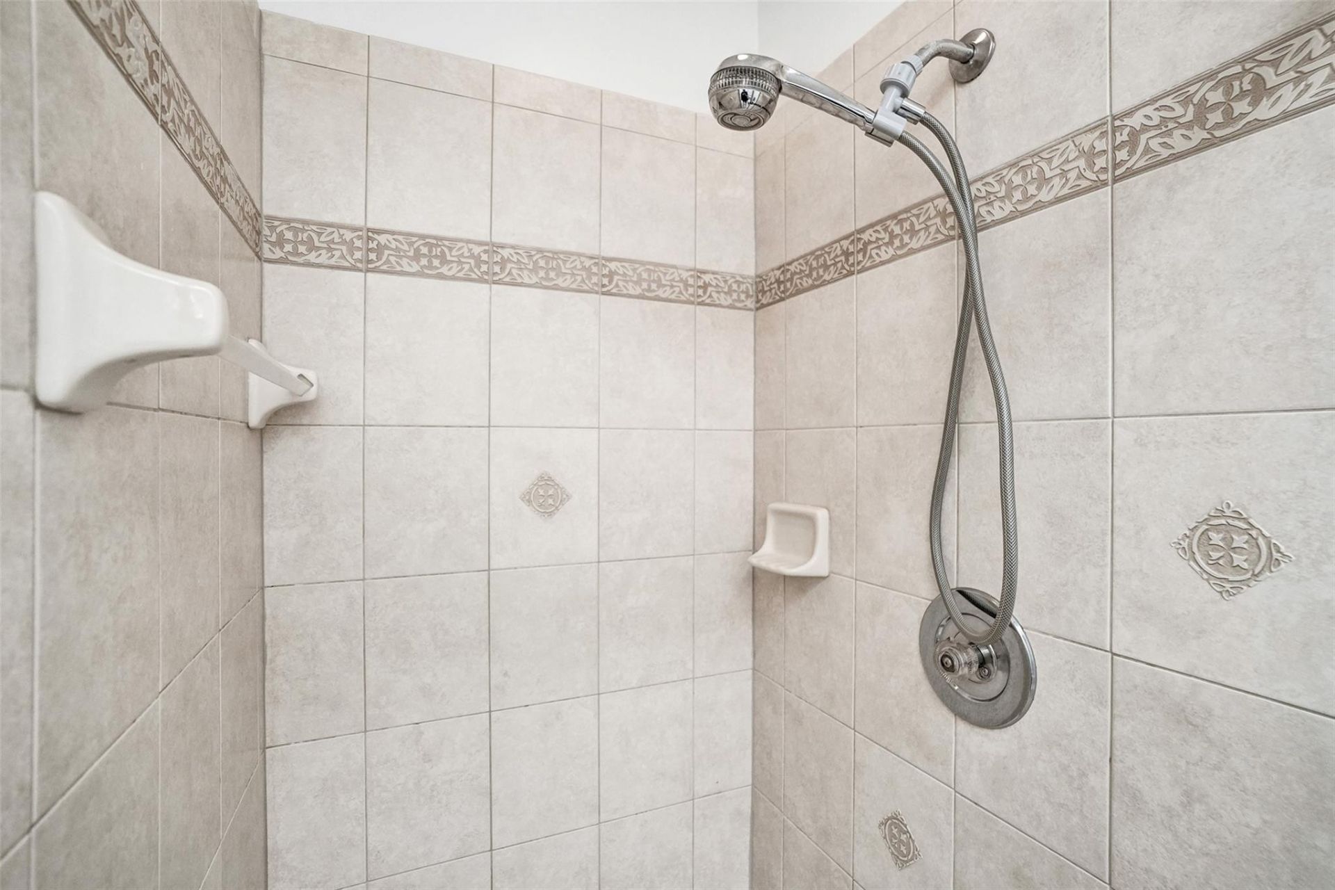 1415 Miami Road, Unit B, Fort Lauderdale, FL 33316 Photo