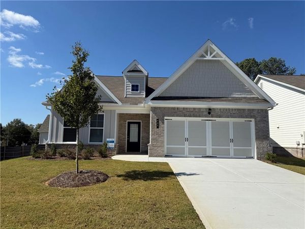 727 Kestrel Drive , Loganville, GA 30052