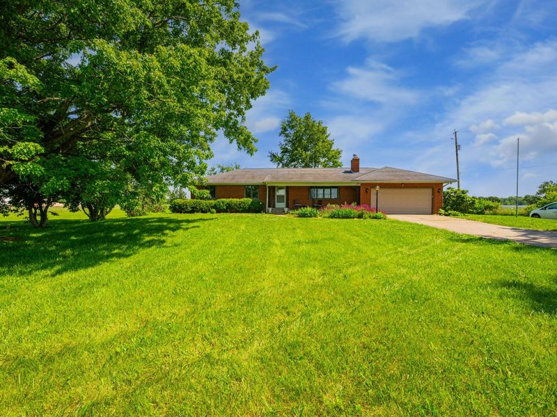 9225 W Broad Street, Galloway, OH 43119 Photo 3