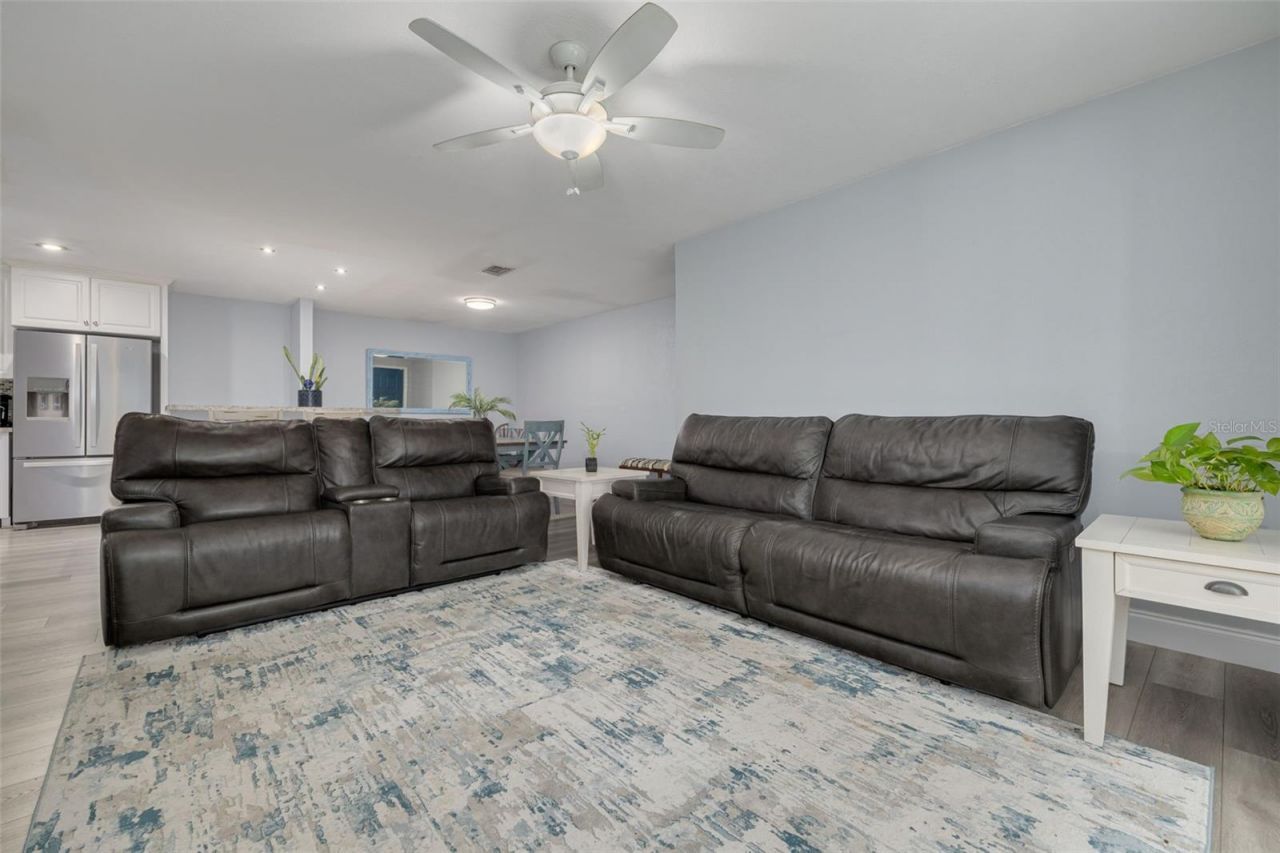 1326 Pine Ridge Circle E, Unit G2, Tarpon Springs, FL 34688 Photo