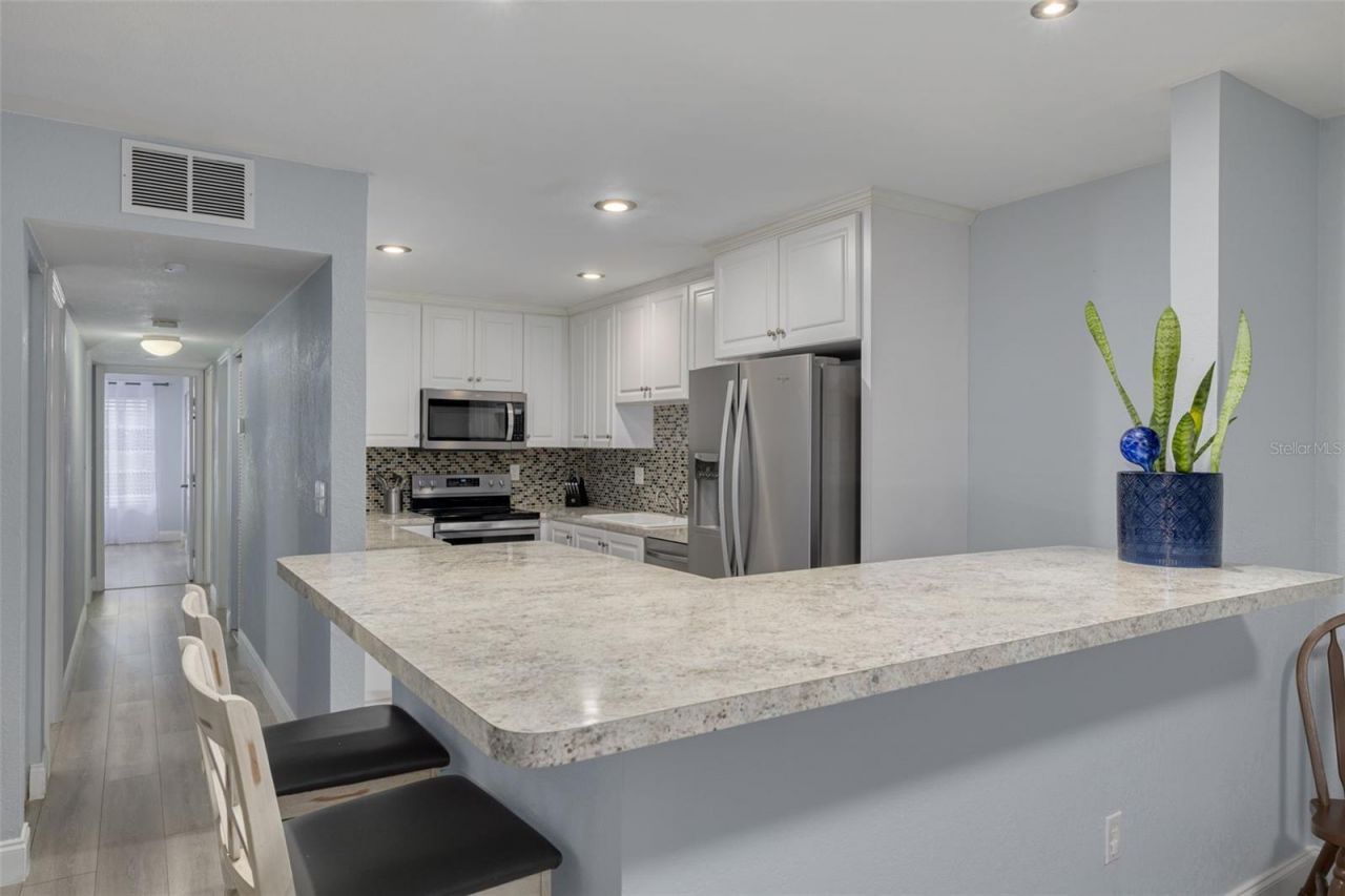 1326 Pine Ridge Circle E, Unit G2, Tarpon Springs, FL 34688 Photo