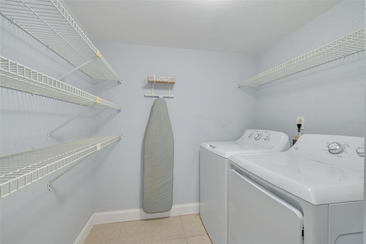 1326 Pine Ridge Circle E, Unit G2, Tarpon Springs, FL 34688 Photo