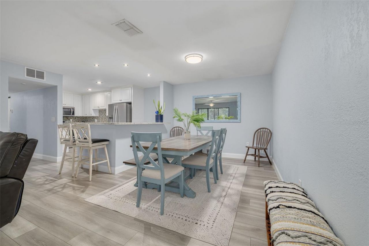 1326 Pine Ridge Circle E, Unit G2, Tarpon Springs, FL 34688 Photo