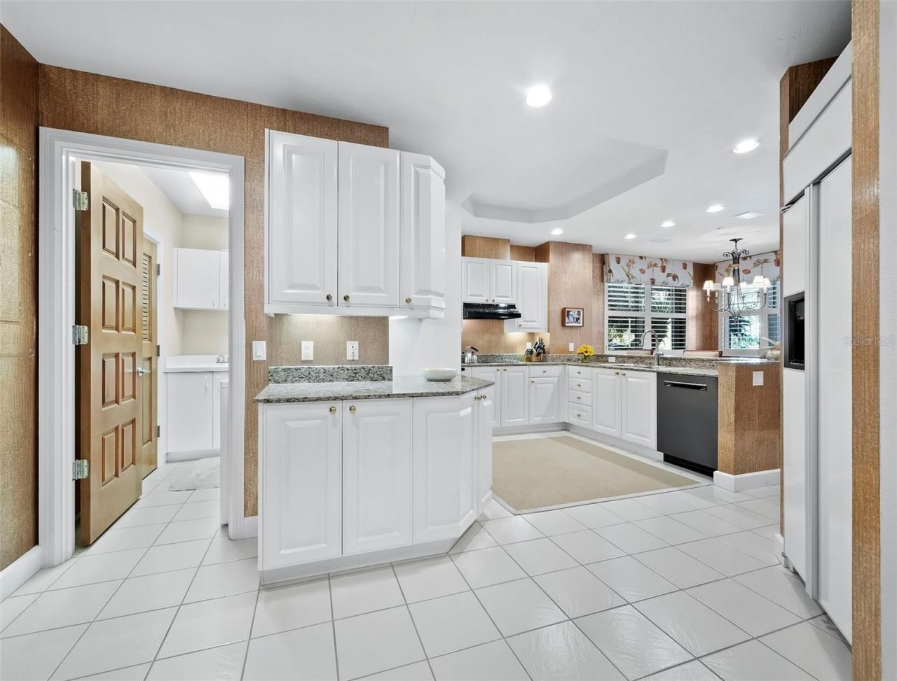 2185 Gulf Of Mexico Drive, Unit 212, Longboat Key, FL 34228 Photo