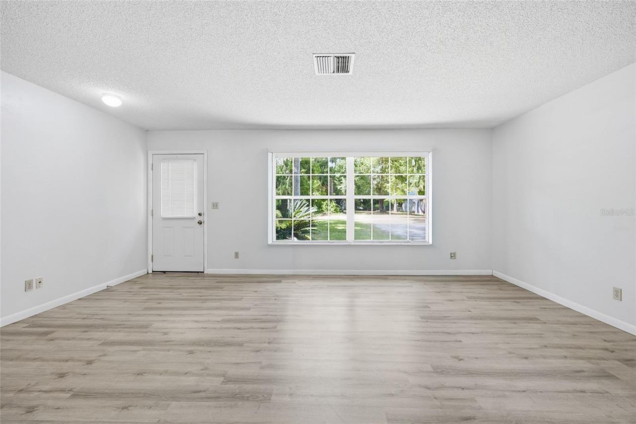 4300 NE 132nd Place, Anthony, FL 32617 Photo