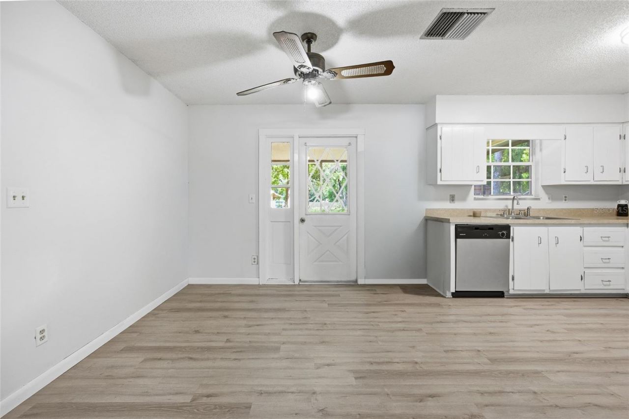4300 NE 132nd Place, Anthony, FL 32617 Photo