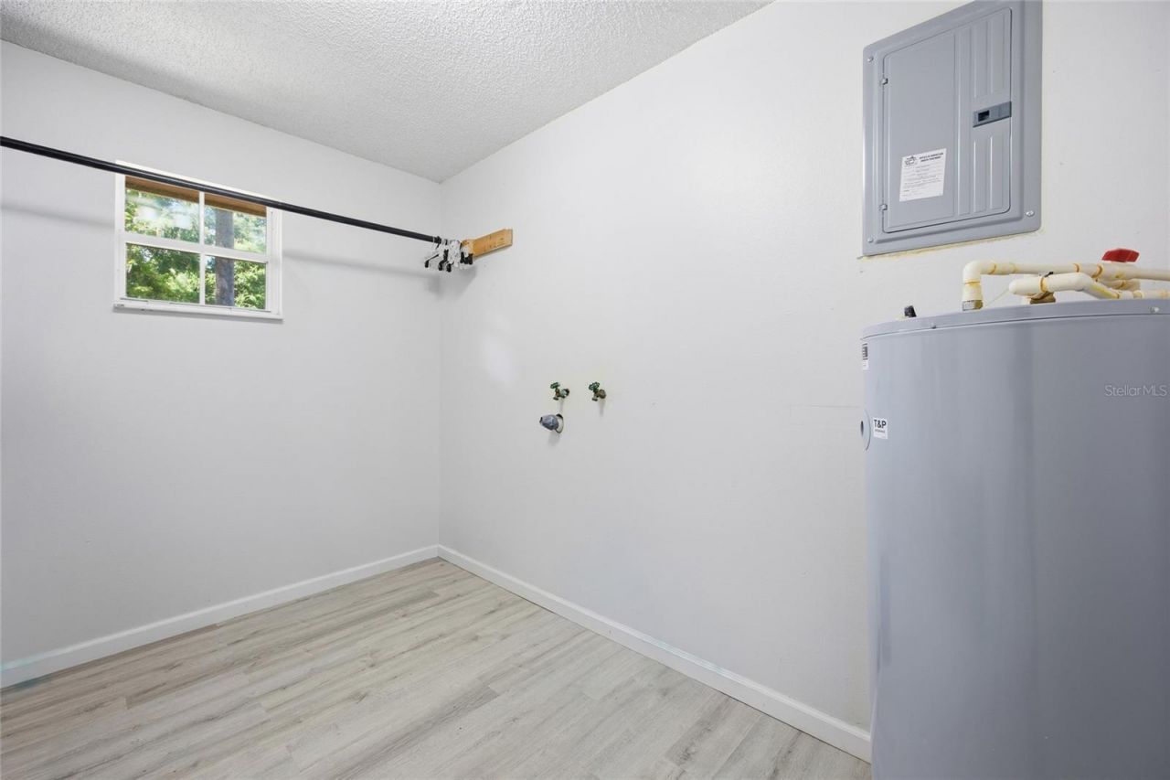 4300 NE 132nd Place, Anthony, FL 32617 Photo