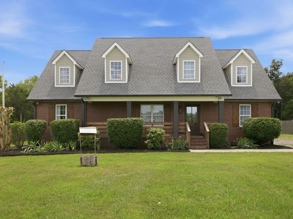 1993 Egypt Rd, Chapel Hill, TN 37034